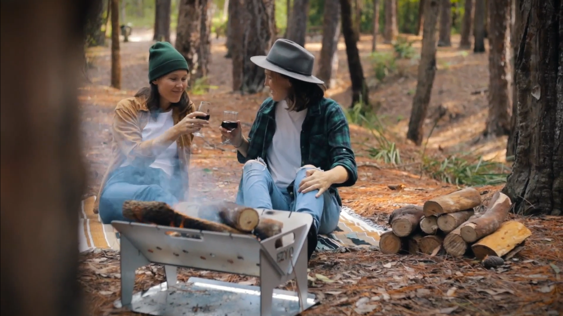 Online store screenshot showing BBQ grill plate products