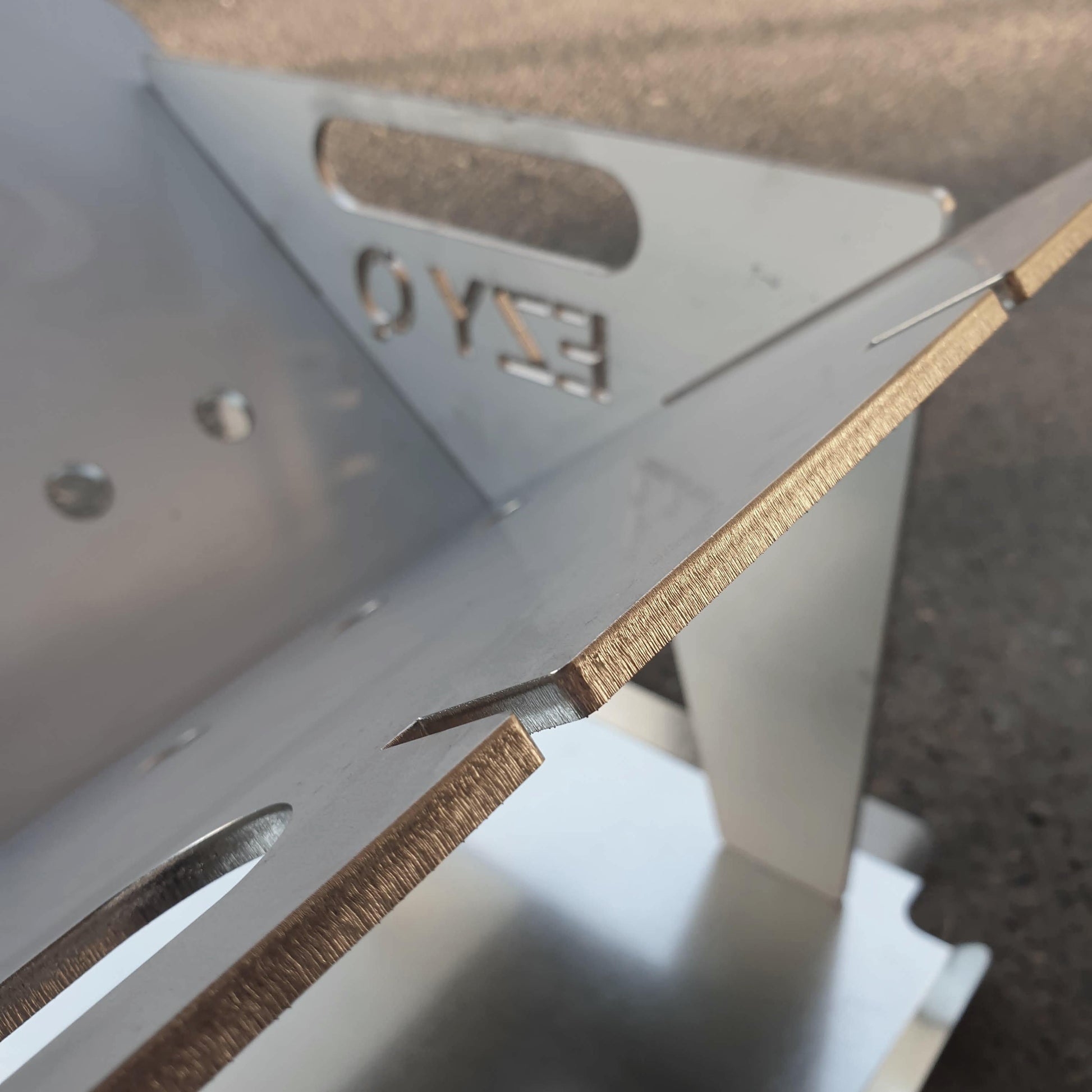 [Flat Pack Fire Pit] - EZY Q