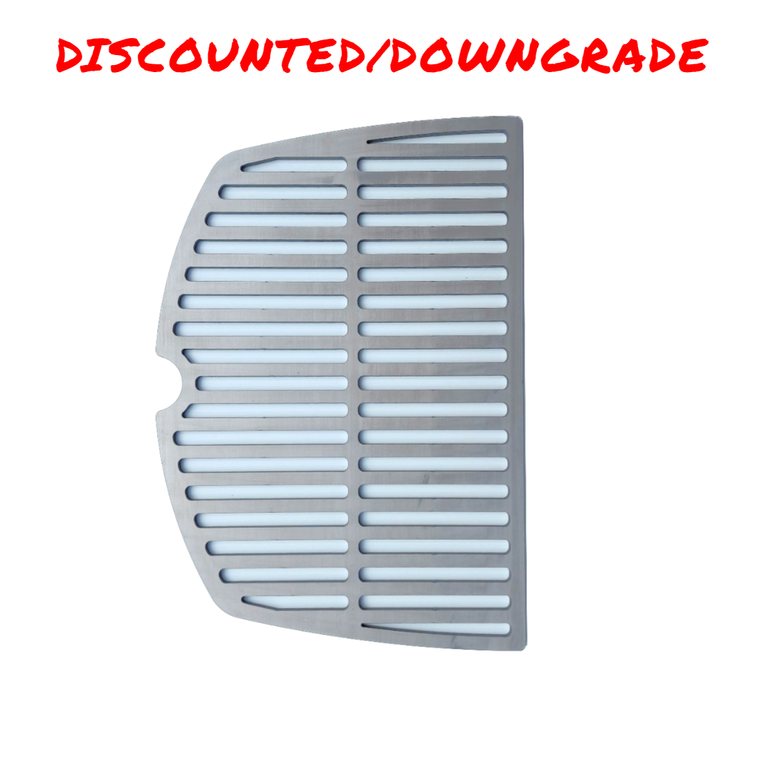Compact BBQ grill plate for Weber style cooking use